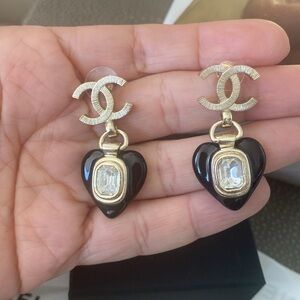 Chanel Earrings - Authentic